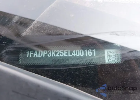 2014 Ford Focus Se z USA, uszkodzony, nr VIN 1FADP3K25EL400161